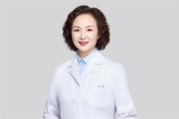 力写神奇:龚力力——方寸眼眸间著写生命华章